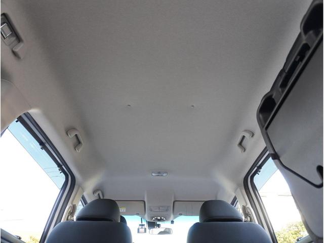 フリード Gブラックスタイル 横滑り防止 シートヒータ イモビ キーフリー 両電動スライドドア オートエアコン 三列シート Rカメラ 車線逸脱警報 アルミ スマートキー LEDヘッドランプ アイドリングストップ パワーウィンドウ(46枚目)