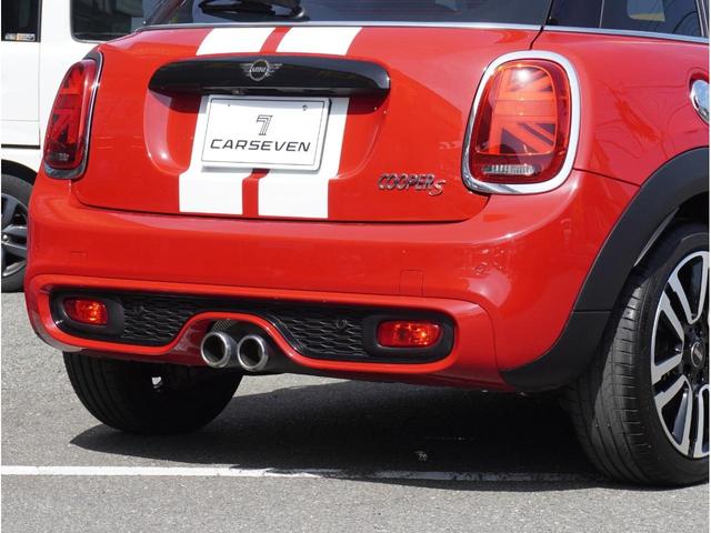 �y�N���A�����X�\�i�[�z�o���p�[�ɕt�����Z���T�[����Q�������m�B���̋����ɋ߂Â��ƃA���[�g�ŋ����Ă���܂��B�������ԃX�y�[�X��Ԍɓ��ꎞ�����S�ł��B