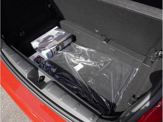 �g�����N�ɂ́A�[��������܂��̂ŉו�����R�ڂ��鎖���ł��܂��I