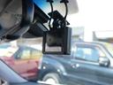 【前ドライブレコーダー】安心・安全なカーライフに必須のドライブレコーダーを装備。あおり運転や事故に遭遇した際の状況も映像で記録し、万一のリスクに備えます