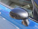 電動格納ミラー付いてるので運転席からミラーの開閉ができます。
