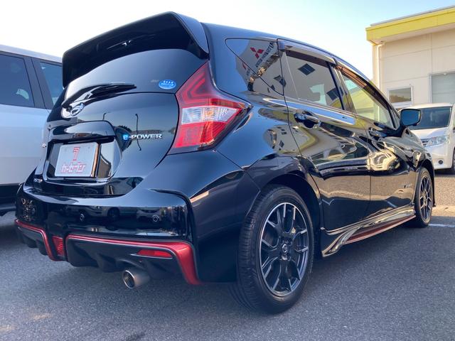 ノート ｅ－パワーニスモ　運転席・助手席エアバック　衝突被害軽減ブレーキ　横滑り防止装置　車線逸脱防止支援システム　ソナー　オートエアコン　ＡＷ　ＥＴＣ　ナビ　フルセグＴＶ　Ｂｌｕｅｔｏｏｔｈ対応　全方位カメラ（42枚目）