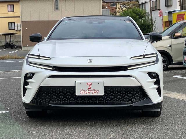 クラウンスポーツ Z 衝突被害軽減B 横滑り防止装置 車線逸脱防止支援システム クルーズコントロール ソナー 全方位カメラ 後退時連動式ドアミラー LEDヘッドライト パワーシート シートヒーター サンルーフ(3枚目)