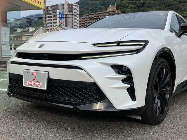 クラウンスポーツ Z 衝突被害軽減B 横滑り防止装置 車線逸脱防止支援システム クルーズコントロール ソナー 全方位カメラ 後退時連動式ドアミラー LEDヘッドライト パワーシート シートヒーター サンルーフ(4枚目)