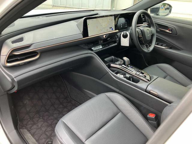 クラウンスポーツ Z 衝突被害軽減B 横滑り防止装置 車線逸脱防止支援システム クルーズコントロール ソナー 全方位カメラ 後退時連動式ドアミラー LEDヘッドライト パワーシート シートヒーター サンルーフ(12枚目)