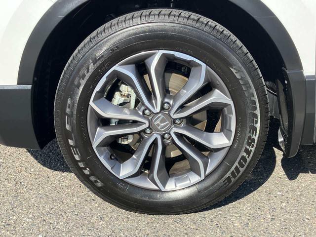 ＣＲ－Ｖハイブリッド ｅ：ＨＥＶ　ＥＸ・マスターピース　衝突被害軽減Ｂ　横滑り防止装置　サンルーフ　クルーズコントロール　ソナー　バックモニター　盗難防止システム　スマートキー　本革シート　電動バックドア　ステアリングヒーター　シートヒーター（前後）（10枚目）