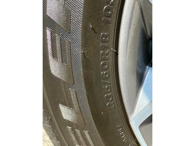 ＣＲ－Ｖハイブリッド ｅ：ＨＥＶ　ＥＸ・マスターピース　衝突被害軽減Ｂ　横滑り防止装置　サンルーフ　クルーズコントロール　ソナー　バックモニター　盗難防止システム　スマートキー　本革シート　電動バックドア　ステアリングヒーター　シートヒーター（前後）（11枚目）