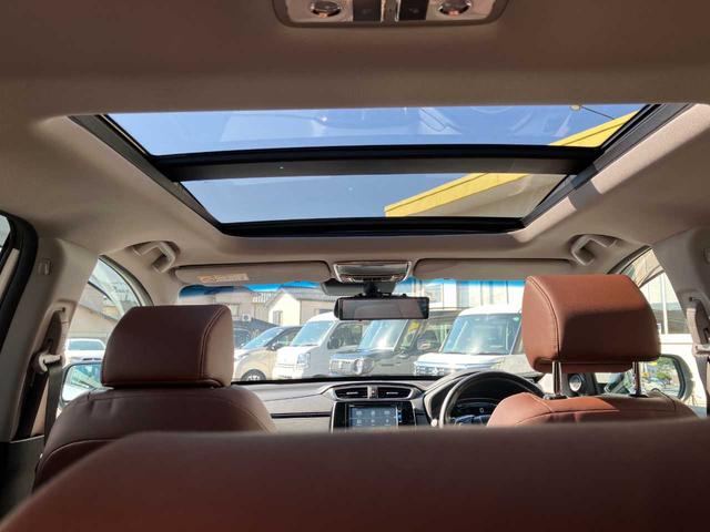 ＣＲ－Ｖハイブリッド ｅ：ＨＥＶ　ＥＸ・マスターピース　衝突被害軽減Ｂ　横滑り防止装置　サンルーフ　クルーズコントロール　ソナー　バックモニター　盗難防止システム　スマートキー　本革シート　電動バックドア　ステアリングヒーター　シートヒーター（前後）（30枚目）