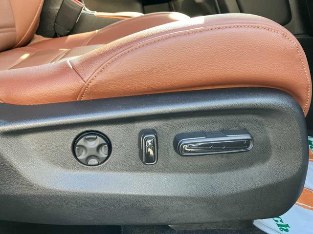 ＣＲ－Ｖハイブリッド ｅ：ＨＥＶ　ＥＸ・マスターピース　衝突被害軽減Ｂ　横滑り防止装置　サンルーフ　クルーズコントロール　ソナー　バックモニター　盗難防止システム　スマートキー　本革シート　電動バックドア　ステアリングヒーター　シートヒーター（前後）（53枚目）