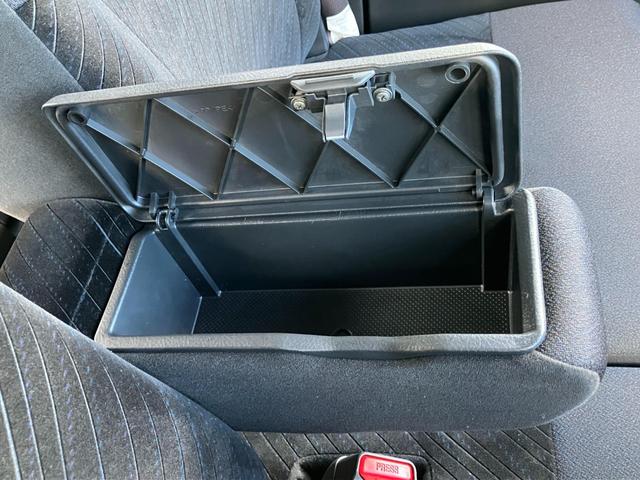 タント Ｘ　ＶＳ　ＳＡＩＩＩ　衝突軽減ブレーキ　イモビライザー　シートヒーター　車線逸脱警報　両側パワースライドドア　Ｂカメラ　サイドエアバッグ　パワーウインドウ　クリアランスソナー　キーフリーシステム　Ｉストップ　エアバック（55枚目）