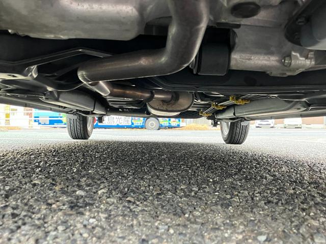 ムーヴ ＸリミテッドＩＩ　ＳＡＩＩＩ　エアバック（運転席・助手席）　衝突被害軽減ブレーキ　横滑り防止装置　車線逸脱防止支援システム　ソナー　オートエアコン　運転席シートヒーター　アルミホイール　ＬＥＤヘッドライト（8枚目）