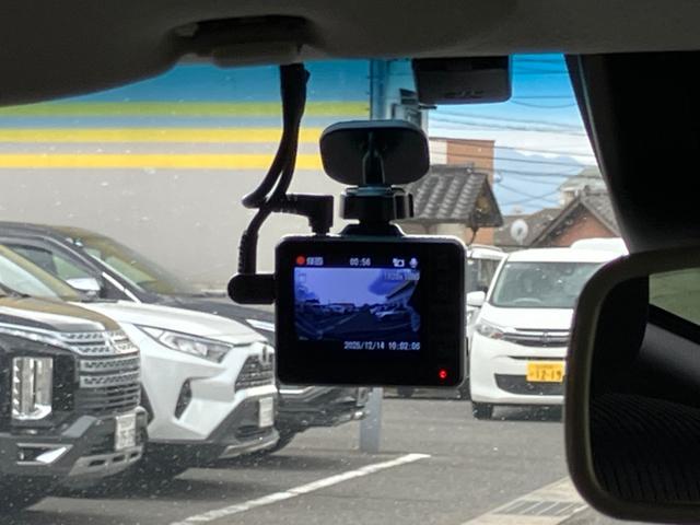 ムーヴ ＸリミテッドＩＩ　ＳＡＩＩＩ　エアバック（運転席・助手席）　衝突被害軽減ブレーキ　横滑り防止装置　車線逸脱防止支援システム　ソナー　オートエアコン　運転席シートヒーター　アルミホイール　ＬＥＤヘッドライト（44枚目）