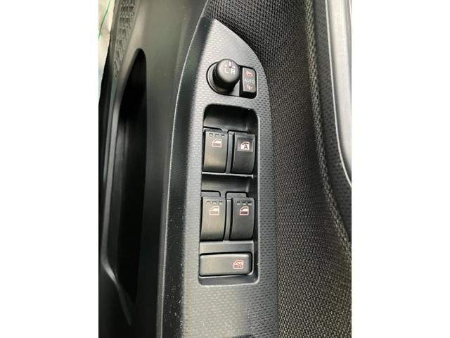 ムーヴ ＸリミテッドＩＩ　ＳＡＩＩＩ　エアバック（運転席・助手席）　衝突被害軽減ブレーキ　横滑り防止装置　車線逸脱防止支援システム　ソナー　オートエアコン　運転席シートヒーター　アルミホイール　ＬＥＤヘッドライト（49枚目）