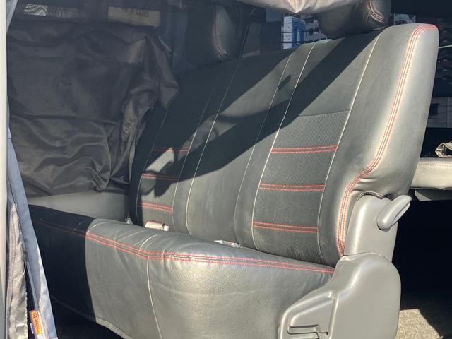 ハイエースバン スーパーGL ダークプライムII 両側手動スライドドア スマキー ABS フルフラット 盗難警報装置 運転席エアバッグ オートエアコン パワーウインドウ ESC 助手席エアバック キーレス パワーステアリング プリクラッシュブレーキ(19枚目)