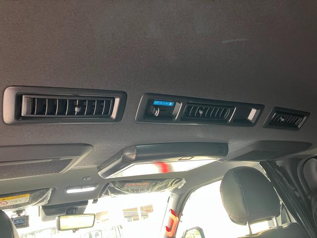 ハイエースバン スーパーGL ダークプライムII 両側手動スライドドア スマキー ABS フルフラット 盗難警報装置 運転席エアバッグ オートエアコン パワーウインドウ ESC 助手席エアバック キーレス パワーステアリング プリクラッシュブレーキ(25枚目)