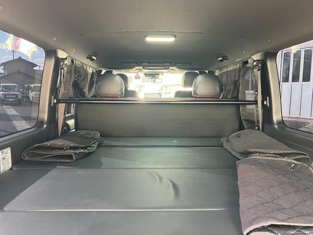 ハイエースバン スーパーGL ダークプライムII 両側手動スライドドア スマキー ABS フルフラット 盗難警報装置 運転席エアバッグ オートエアコン パワーウインドウ ESC 助手席エアバック キーレス パワーステアリング プリクラッシュブレーキ(34枚目)