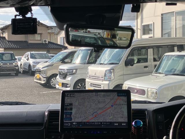 ハイエースバン スーパーGL ダークプライムII 両側手動スライドドア スマキー ABS フルフラット 盗難警報装置 運転席エアバッグ オートエアコン パワーウインドウ ESC 助手席エアバック キーレス パワーステアリング プリクラッシュブレーキ(50枚目)