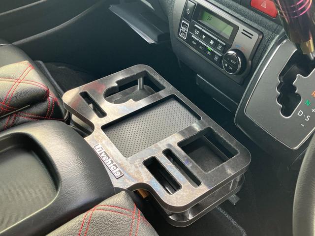 ハイエースバン スーパーGL ダークプライムII 両側手動スライドドア スマキー ABS フルフラット 盗難警報装置 運転席エアバッグ オートエアコン パワーウインドウ ESC 助手席エアバック キーレス パワーステアリング プリクラッシュブレーキ(61枚目)