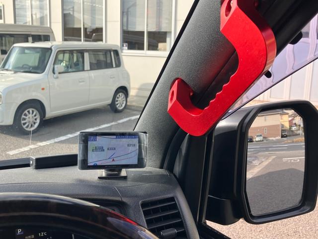 ハイエースバン スーパーGL ダークプライムII 両側手動スライドドア スマキー ABS フルフラット 盗難警報装置 運転席エアバッグ オートエアコン パワーウインドウ ESC 助手席エアバック キーレス パワーステアリング プリクラッシュブレーキ(65枚目)