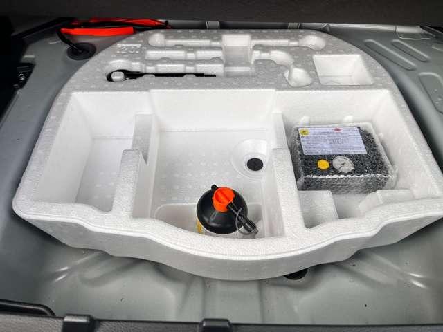 ヤリスクロス ハイブリッドZ ドライブレコーダ シ-トヒ-タ- LEDライト クルーズコントロール 横滑り防止システム ナビTV メモリーナビゲーション パワステ オートエアコン キーフリー ETC付き サイドエアバック ABS(12枚目)