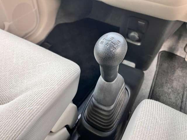 �Ԃ𑀂��Ă��銴�o�̂T���~�b�V�����ԁI