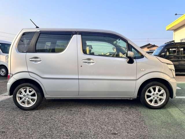 �y�j�l�f�z�[���f�B���O�X�Ƃ́z�����{�Ŗ�W�O�X�܂��^�c���Ă��܂����V�O�N�ȏ㎩���Ԃ�̔����Ă����m�E�n�E�ł��q���܂̎ԑI�т��؂ɃT�|�[�g�����Ă��������܂������񎿂̍����ڋq��̌����Ă݂Ă��������ˁ�