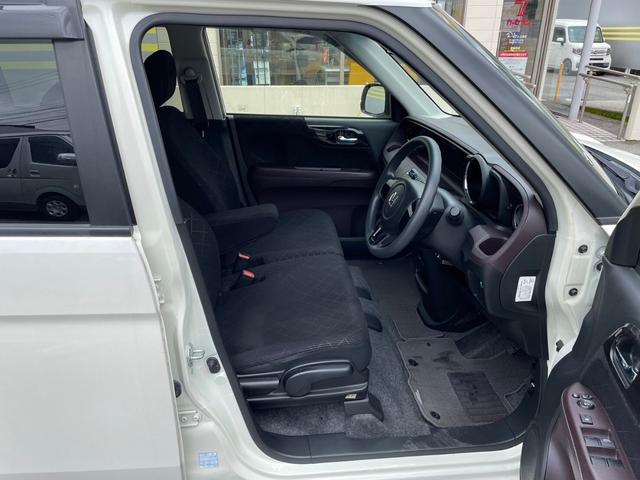 Ｎ－ＯＮＥ プレミアム　ツアラー　ベンチＳ　ＥＴＣ車載器　横滑り防止機能　ＷエアＢ　ＡＷ　ＡＡＣ　運転席エアバッグ　ターボ　パワステ　ＡＢＳ　キーレス　パワーウィンドウ　イモビ　リヤカメラ　Ｓキー（30枚目）