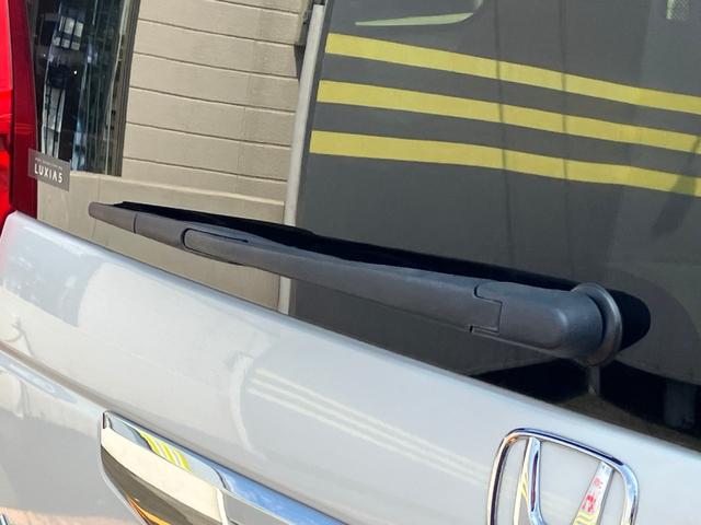 Ｎ－ＢＯＸ Ｇ・Ｌホンダセンシング　ＩＳＴＯＰ　両側スライドドア　スマートキーシステム　オートエアコン　エアＢ　横滑り防止　パワステ　両席エアバック　ＡＢＳ　キ－フリ－　盗難防止　ベンチ　ＰＷ（19枚目）