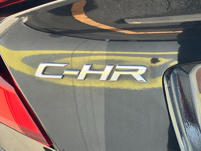 Ｃ－ＨＲ Ｇ　車線逸脱　軽減ブレーキ　セキュリティーアラーム　Ｉストップ　アルミホイール　スマートキー　エアバッグ　サイドエアＢ　フルオートエアコン　ＡＢＳ　キーレス　横滑り防止機能　パワーウインドウ　追従クルーズ（17枚目）