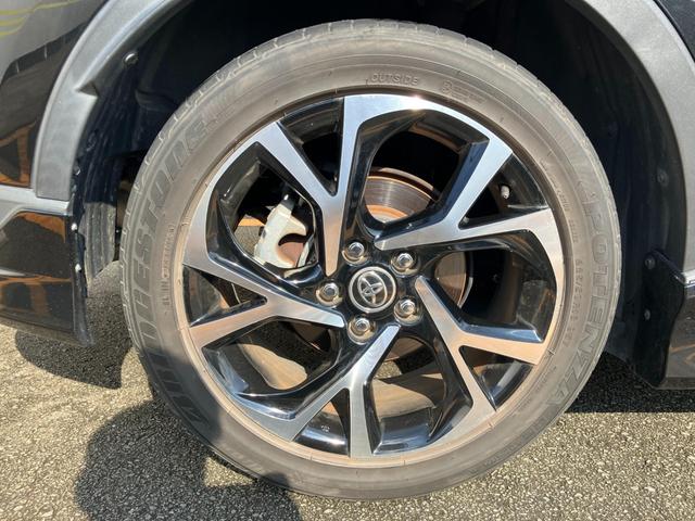 Ｃ－ＨＲ Ｇ　車線逸脱　軽減ブレーキ　セキュリティーアラーム　Ｉストップ　アルミホイール　スマートキー　エアバッグ　サイドエアＢ　フルオートエアコン　ＡＢＳ　キーレス　横滑り防止機能　パワーウインドウ　追従クルーズ（44枚目）
