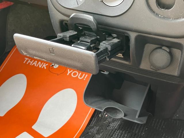 アルトラパン Ｇ　ＷＳＲＳ　フルフラットシート　スマートキ　パワーウィンドゥ　セキュリティアラーム　パワステ　ベンチシート　ＡＢＳ　エアコン　運転席エアバッグ　キーレスエントリー（46枚目）