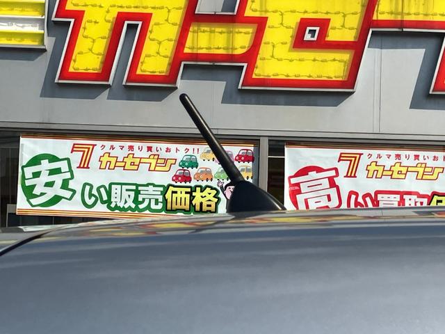 シエンタ Ｇ　ＬＫＡ　スマートキープッシュスタート　アイドリングＳ　フルオートエアコン　パワーウィンド　運転席エアバック　パワステ　キーフリーシステム　ＡＢＳ　３列　セキュリティアラーム　両側自動Ｄ　横滑防止（20枚目）