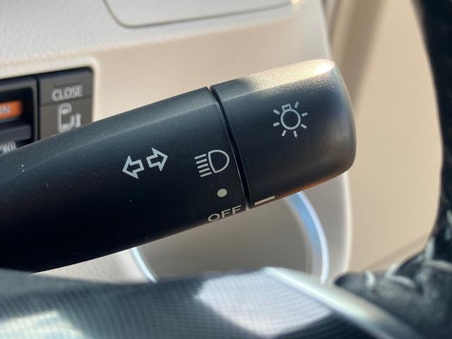 シエンタ Ｇ　ＬＫＡ　スマートキープッシュスタート　アイドリングＳ　フルオートエアコン　パワーウィンド　運転席エアバック　パワステ　キーフリーシステム　ＡＢＳ　３列　セキュリティアラーム　両側自動Ｄ　横滑防止（49枚目）
