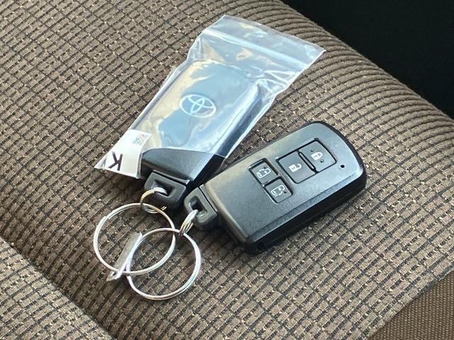 シエンタ Ｇ　ＬＫＡ　スマートキープッシュスタート　アイドリングＳ　フルオートエアコン　パワーウィンド　運転席エアバック　パワステ　キーフリーシステム　ＡＢＳ　３列　セキュリティアラーム　両側自動Ｄ　横滑防止（68枚目）