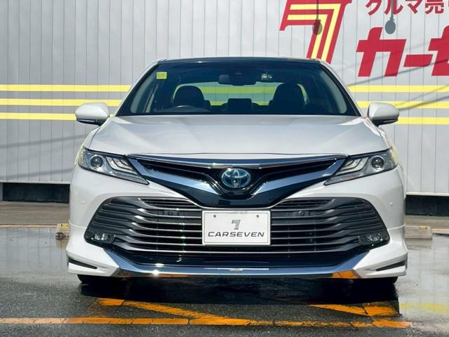 カムリ Ｇレザーパッケージ　車線逸脱防止　衝突被害軽減　ハイビームアシスト　シートＨ　パーキングセンサー　ＤＶＤプレーヤー　ナビＴＶ　横滑り防止　電動シート　地デジＴＶ　イモビライザー　エアバッグ　キーフリー　メモリ－ナビ（4枚目）