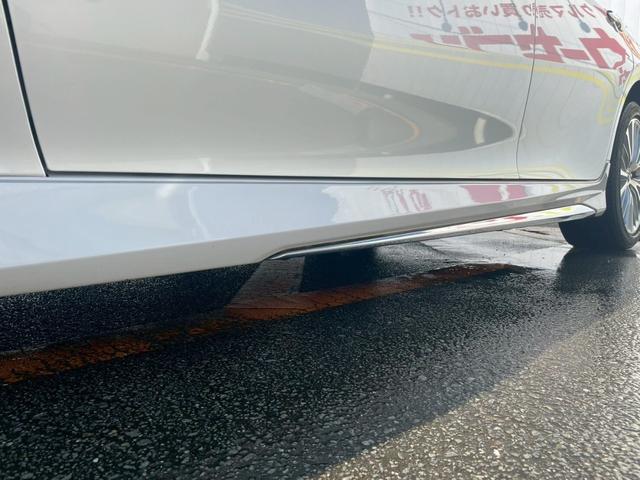 カムリ Ｇレザーパッケージ　車線逸脱防止　衝突被害軽減　ハイビームアシスト　シートＨ　パーキングセンサー　ＤＶＤプレーヤー　ナビＴＶ　横滑り防止　電動シート　地デジＴＶ　イモビライザー　エアバッグ　キーフリー　メモリ－ナビ（21枚目）
