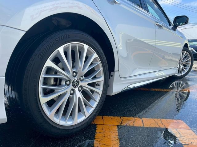 カムリ Ｇレザーパッケージ　車線逸脱防止　衝突被害軽減　ハイビームアシスト　シートＨ　パーキングセンサー　ＤＶＤプレーヤー　ナビＴＶ　横滑り防止　電動シート　地デジＴＶ　イモビライザー　エアバッグ　キーフリー　メモリ－ナビ（29枚目）