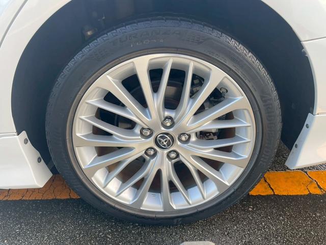 カムリ Ｇレザーパッケージ　車線逸脱防止　衝突被害軽減　ハイビームアシスト　シートＨ　パーキングセンサー　ＤＶＤプレーヤー　ナビＴＶ　横滑り防止　電動シート　地デジＴＶ　イモビライザー　エアバッグ　キーフリー　メモリ－ナビ（31枚目）