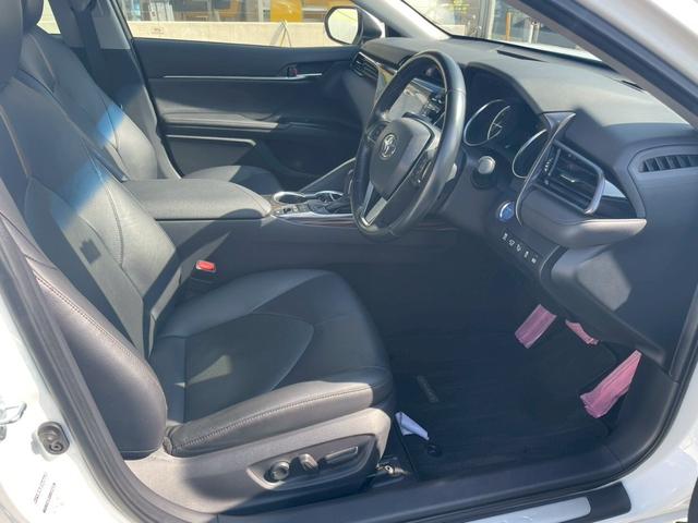 カムリ Ｇレザーパッケージ　車線逸脱防止　衝突被害軽減　ハイビームアシスト　シートＨ　パーキングセンサー　ＤＶＤプレーヤー　ナビＴＶ　横滑り防止　電動シート　地デジＴＶ　イモビライザー　エアバッグ　キーフリー　メモリ－ナビ（34枚目）