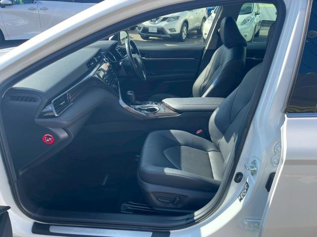 カムリ Ｇレザーパッケージ　車線逸脱防止　衝突被害軽減　ハイビームアシスト　シートＨ　パーキングセンサー　ＤＶＤプレーヤー　ナビＴＶ　横滑り防止　電動シート　地デジＴＶ　イモビライザー　エアバッグ　キーフリー　メモリ－ナビ（37枚目）