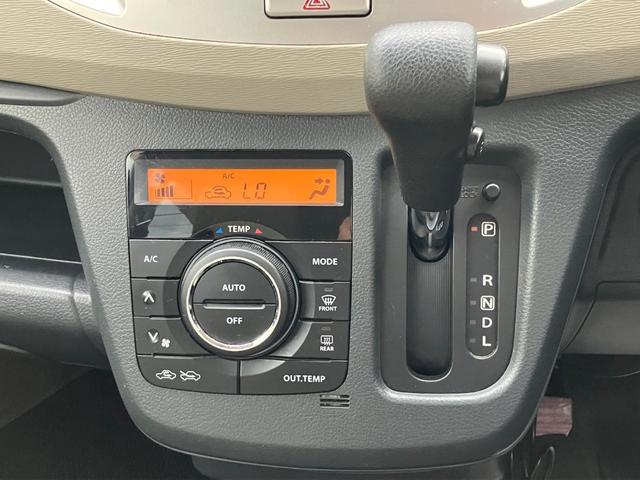 【シフトレバー】シフトレバー周りもとても綺麗ですよね！操作性もとってもよいです！是非試乗してみてくださいね☆