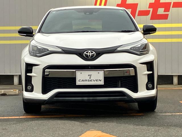 Ｃ－ＨＲ Ｓ　ＧＲスポーツ　レーンキープ　ＡＨＢ　スマートキー　ＥＳＣ　オートエアコン　キーレス　エアバッグ　ＡＷ　ＡＢＳ　アイドリングストップ　Ｗエアバッグ　サイドエアバッグ　盗難防止システム　パワステ　アダプティブクルコン（4枚目）