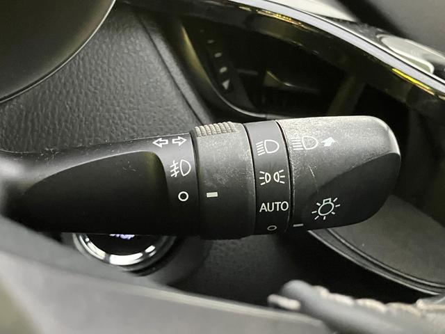 Ｃ－ＨＲ Ｓ　ＧＲスポーツ　レーンキープ　ＡＨＢ　スマートキー　ＥＳＣ　オートエアコン　キーレス　エアバッグ　ＡＷ　ＡＢＳ　アイドリングストップ　Ｗエアバッグ　サイドエアバッグ　盗難防止システム　パワステ　アダプティブクルコン（28枚目）