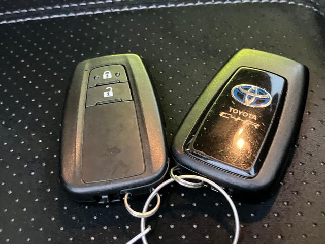 Ｃ－ＨＲ Ｓ　ＧＲスポーツ　レーンキープ　ＡＨＢ　スマートキー　ＥＳＣ　オートエアコン　キーレス　エアバッグ　ＡＷ　ＡＢＳ　アイドリングストップ　Ｗエアバッグ　サイドエアバッグ　盗難防止システム　パワステ　アダプティブクルコン（36枚目）
