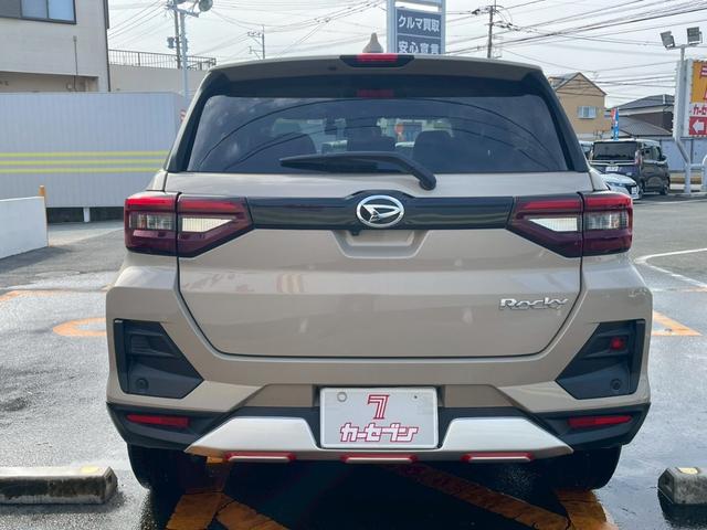 ロッキー プレミアムＧ　横滑り防止システム　盗難防止装置　ＡＣＣ　ソナー　ナビＴＶ　キーレス　メモリーナビ　サイドエアバッグ　アルミホイル　オートマチックハイビーム　スマートキー＆プッシュスタート　ドラレコ　オートエアコン（9枚目）