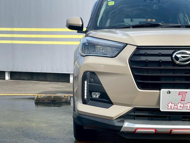 ロッキー プレミアムＧ　横滑り防止システム　盗難防止装置　ＡＣＣ　ソナー　ナビＴＶ　キーレス　メモリーナビ　サイドエアバッグ　アルミホイル　オートマチックハイビーム　スマートキー＆プッシュスタート　ドラレコ　オートエアコン（11枚目）