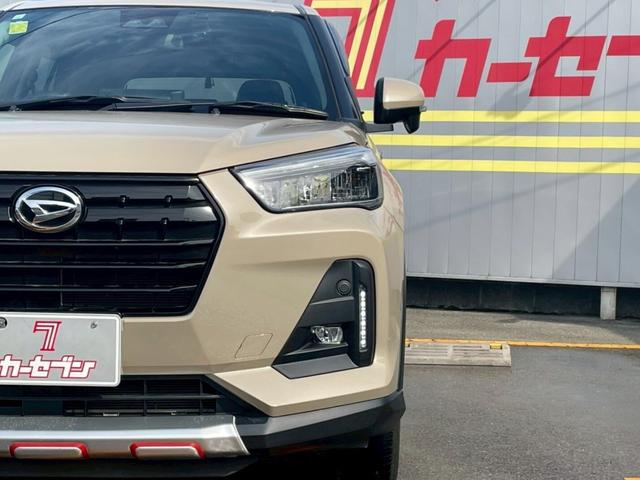 ロッキー プレミアムＧ　横滑り防止システム　盗難防止装置　ＡＣＣ　ソナー　ナビＴＶ　キーレス　メモリーナビ　サイドエアバッグ　アルミホイル　オートマチックハイビーム　スマートキー＆プッシュスタート　ドラレコ　オートエアコン（12枚目）