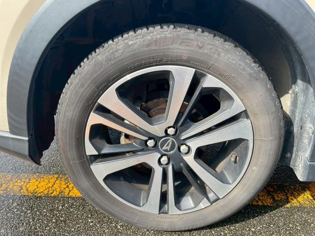 ロッキー プレミアムＧ　横滑り防止システム　盗難防止装置　ＡＣＣ　ソナー　ナビＴＶ　キーレス　メモリーナビ　サイドエアバッグ　アルミホイル　オートマチックハイビーム　スマートキー＆プッシュスタート　ドラレコ　オートエアコン（19枚目）