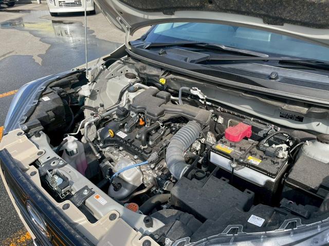 ロッキー プレミアムＧ　横滑り防止システム　盗難防止装置　ＡＣＣ　ソナー　ナビＴＶ　キーレス　メモリーナビ　サイドエアバッグ　アルミホイル　オートマチックハイビーム　スマートキー＆プッシュスタート　ドラレコ　オートエアコン（28枚目）