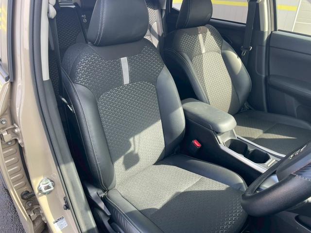 ロッキー プレミアムＧ　横滑り防止システム　盗難防止装置　ＡＣＣ　ソナー　ナビＴＶ　キーレス　メモリーナビ　サイドエアバッグ　アルミホイル　オートマチックハイビーム　スマートキー＆プッシュスタート　ドラレコ　オートエアコン（33枚目）